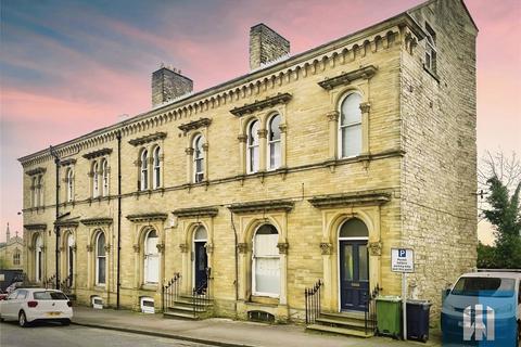 Studio to rent, Fitzwilliam Street, Huddersfield, HD1