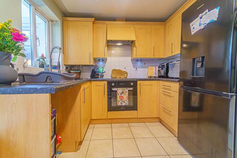 3 bedroom terraced house for sale, Bishpool View, Newport, NP19