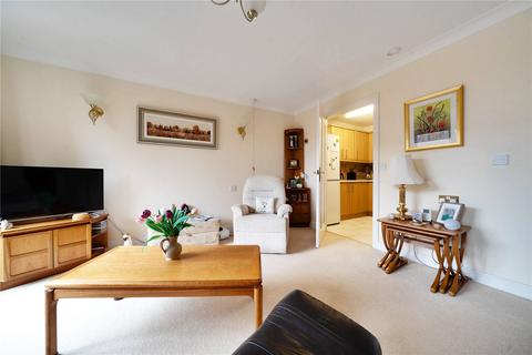 2 bedroom apartment for sale, Hartford Court, Hartley Wintney RG27