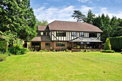 5 bedroom detached house for sale, Beacon Road, Crowborough, East Sussex