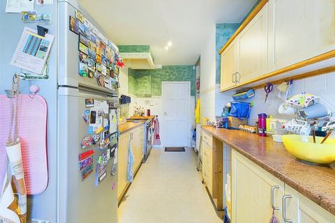 105 Ardeen Road, Doncaster, DN2 5ER