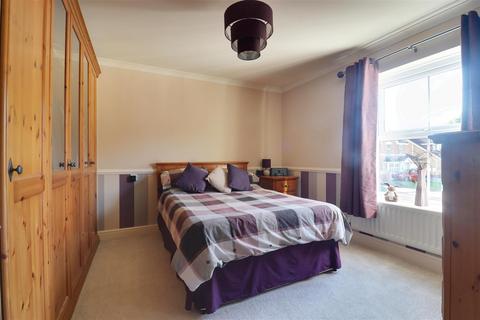 2 Ash Close, Hessle, HU13 0LL