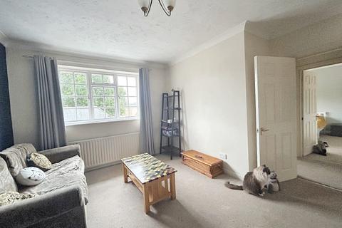 2 bedroom flat for sale, Wimborne