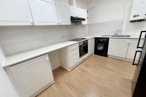 2 bedroom flat for sale, Wimborne