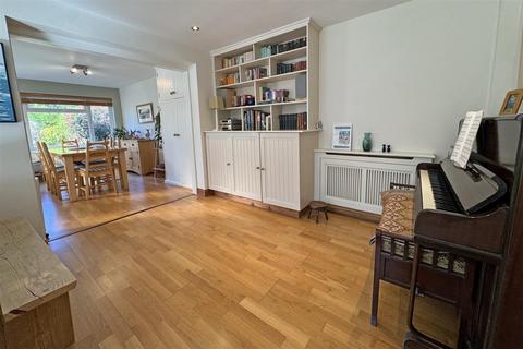 Charnwood Coxcombe Lane, Chiddingfold, Godalming, GU8 4QA