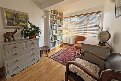 Charnwood Coxcombe Lane, Chiddingfold, Godalming, GU8 4QA