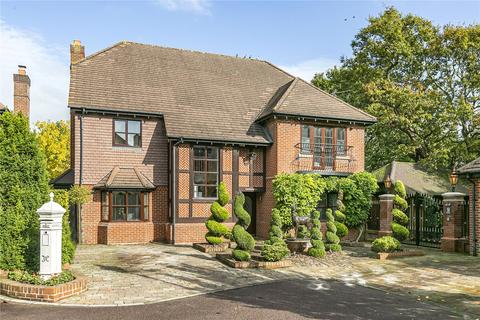 6 bedroom detached house for sale, Rossendale Close, Enfield, EN2