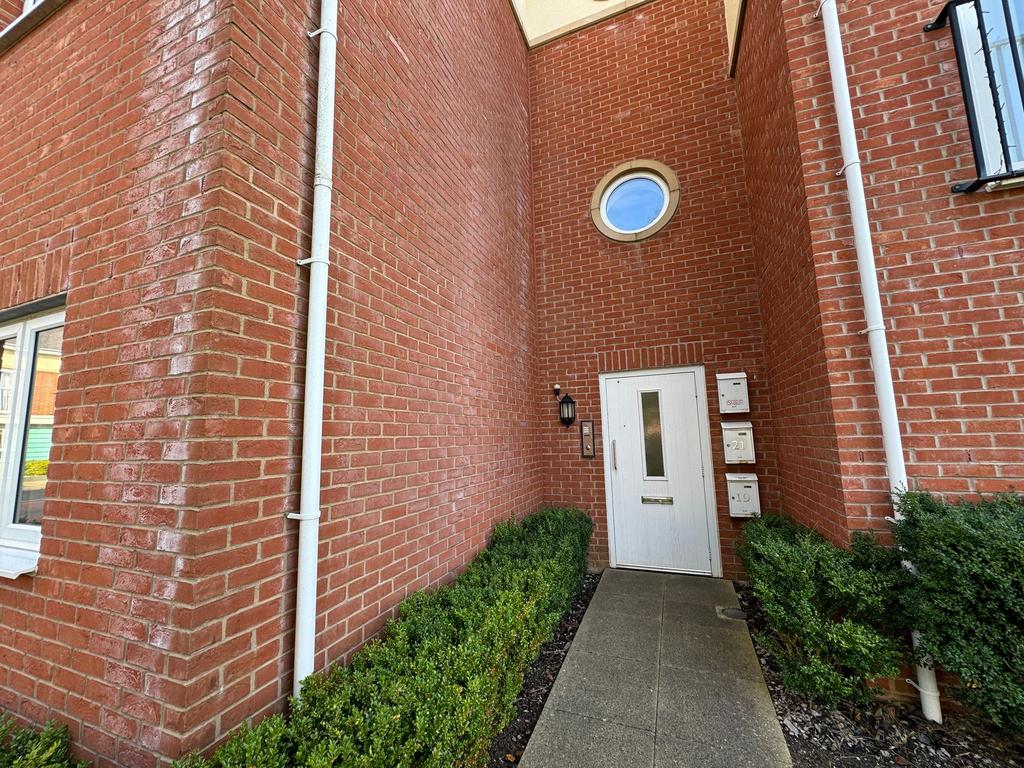 Ashton Bank Way, Preston PR2 2 bed apartment to rent £800 pcm (£185 pw)