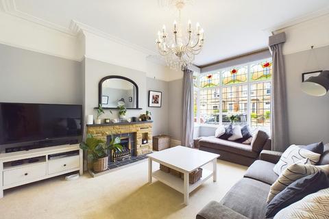 46 Park Road, Bingley, BD16 4LT