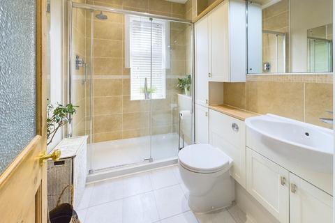 46 Park Road, Bingley, BD16 4LT
