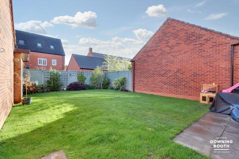 4 Lakin Lane, Fradley, Lichfield, WS13 8SW