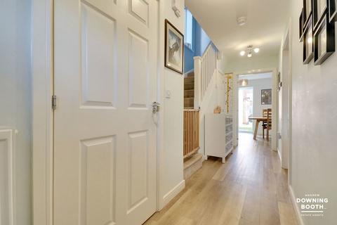 4 Lakin Lane, Fradley, Lichfield, WS13 8SW