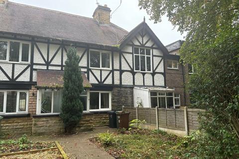 2 bedroom terraced house to rent, Belle Vue Avenue, Oakwood, Leeds, LS8