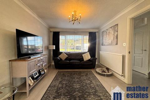 4 bedroom link detached house for sale, Caister Close, Stevenage