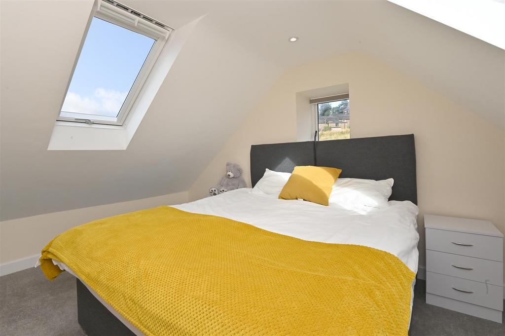 Bedroom 3 .jpg