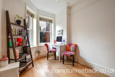 2 bedroom apartment to rent, Biddulph Mansions, Maida Vale W9