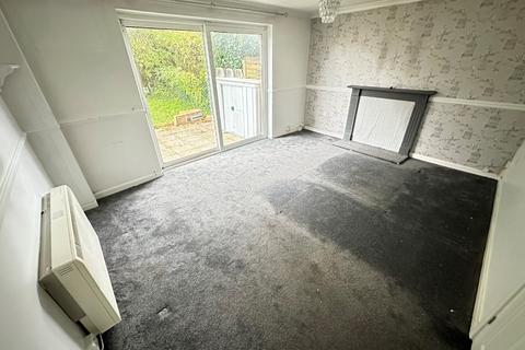 2 bedroom ground floor maisonette for sale, Newbury Road, Dunstable LU5