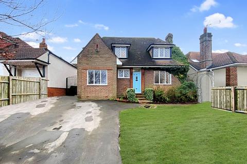 4 bedroom detached house for sale, Tring Road, Dunstable LU6