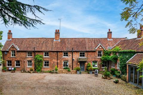 undefined, Maythorne, Southwell, Nottinghamshire, NG25