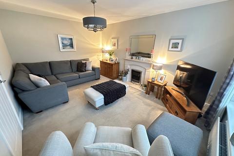 24 Mallard Crescent, Caddington, Luton, LU1 4FG