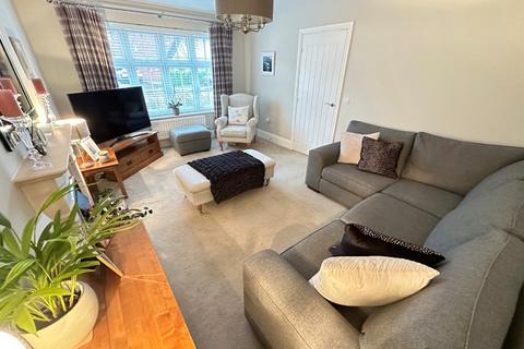 24 Mallard Crescent, Caddington, Luton, LU1 4FG