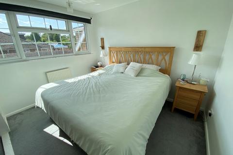 5 Blacksmiths Common, Chalton, Luton, LU4 9UN