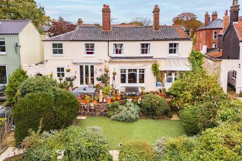 4 bedroom detached house for sale, St. Leonards Road, Norwich