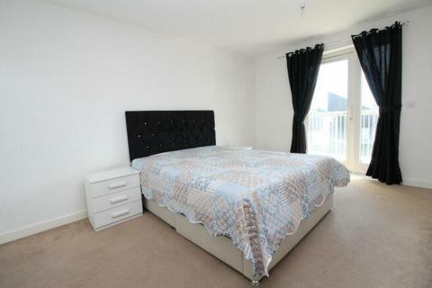 1 bedroom apartment for sale, Samuel Garside House, 2 De Pass Gardens, Essex, IG11