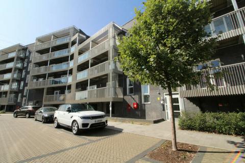 1 bedroom apartment for sale, Samuel Garside House, 2 De Pass Gardens, Essex, IG11