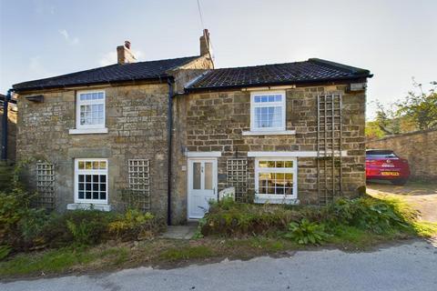 3 bedroom cottage for sale, Wrench Green, Scarborough YO13