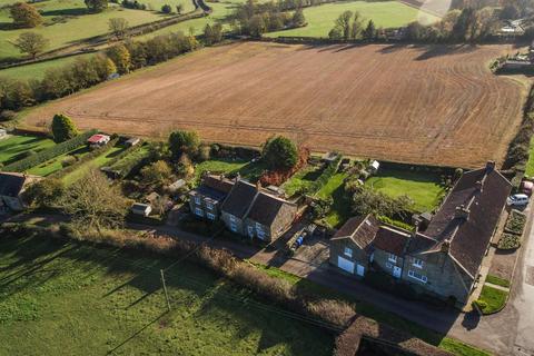 3 bedroom cottage for sale, Wrench Green, Scarborough YO13