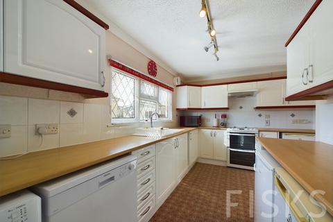 2 bedroom park home for sale, Creek Road, Canvey Island, SS8