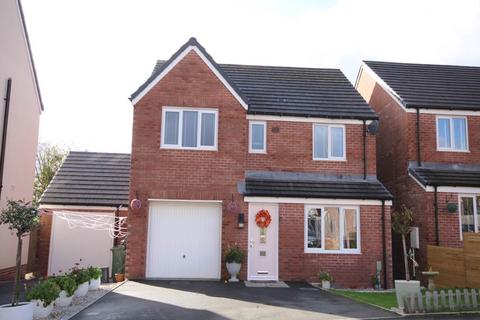 4 bedroom house for sale, Cae'r Delyn, Blackwood NP12