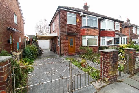 3 bedroom semi-detached house for sale, Vernon Road, Bredbury