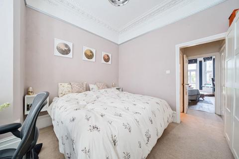 Flat 2, 2 Albany Road, London, W13 8PG