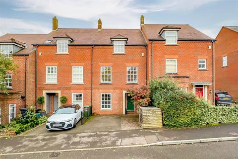 5 bedroom terraced house for sale, Goldsmith Way, St. Albans, Hertfordshire, AL3