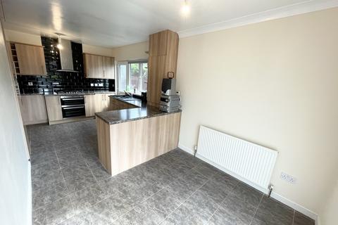 2 bedroom bungalow for sale, Gretdale Avenue, St Annes FY8