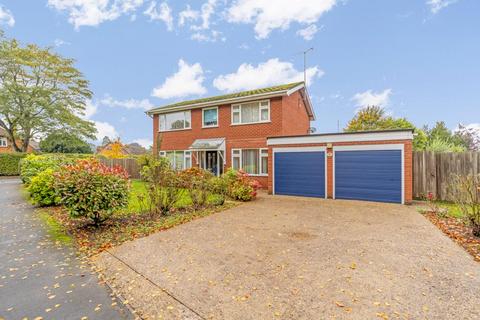 4 bedroom detached house for sale, West Elloe Avenue, Spalding