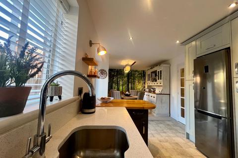 34 Low Rocha Grove, Millhouse Green, Sheffield, S36 9AN