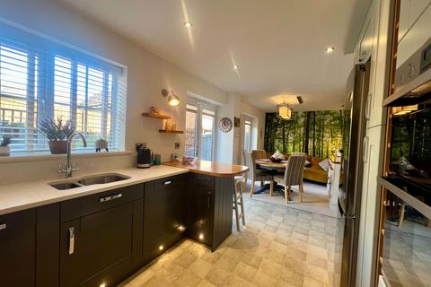 34 Low Rocha Grove, Millhouse Green, Sheffield, S36 9AN