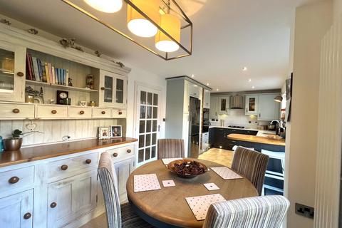34 Low Rocha Grove, Millhouse Green, Sheffield, S36 9AN