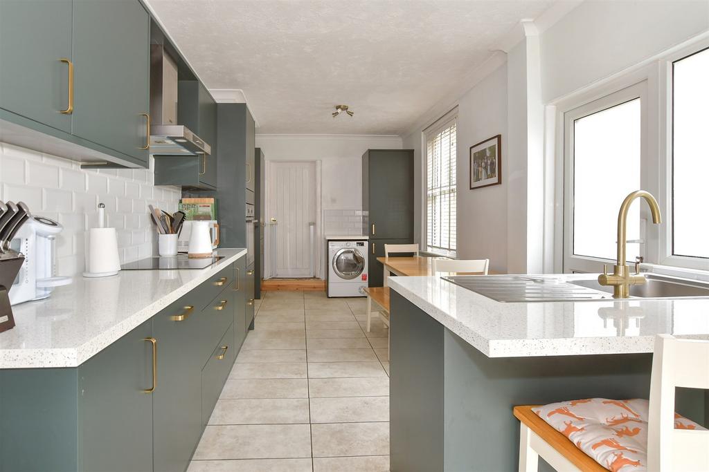 Kitchen/Breakfast Area