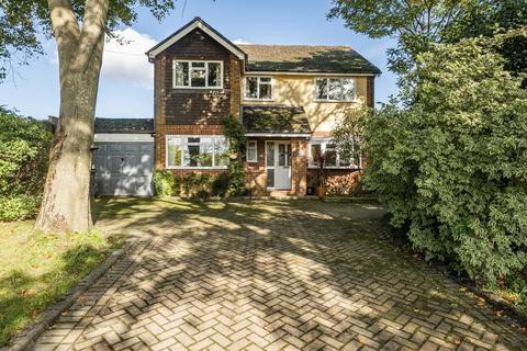 4 bedroom detached house for sale, The Avenue, Reading RG7