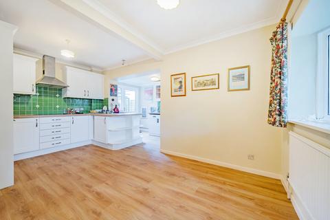 4 bedroom detached house for sale, The Avenue, Reading RG7