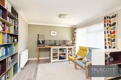 6 Alnwickhill View, Edinburgh, EH16 6XZ