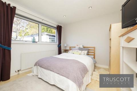 6 Alnwickhill View, Edinburgh, EH16 6XZ