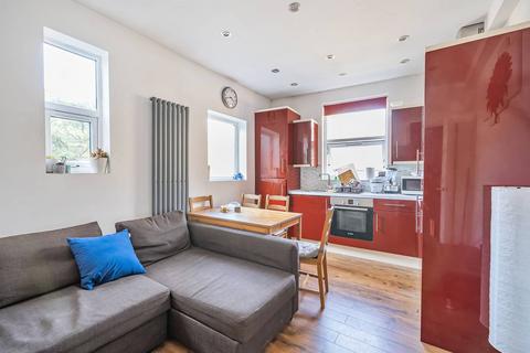 4 bedroom flat for sale, Kilburn Lane, Queen's Park, London, W10