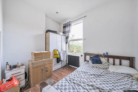 4 bedroom flat for sale, Kilburn Lane, Queen's Park, London, W10