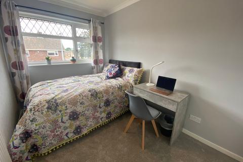 5 bedroom terraced house to rent, Northfields, Norwich, NR4