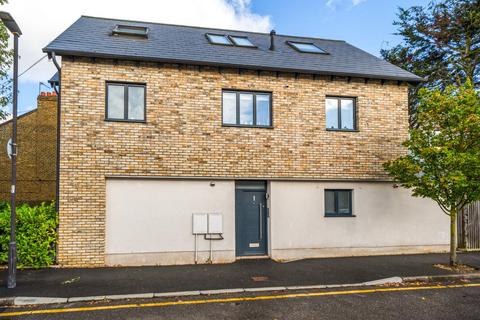 Flat 1, 1 Hanover Road, London, SW19 1EB